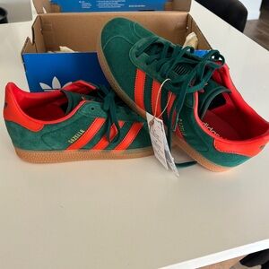 Youth Adidas Gazelle J Sneakers